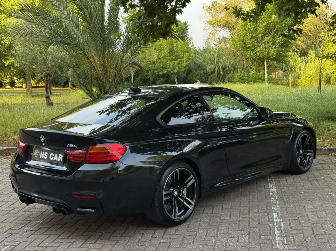 BMW M4 2017 - 58965 EUR, 120000 km - 120000km - foto 7 de 31