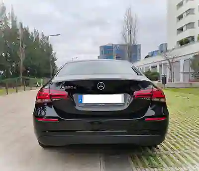 Mercedes-Benz A 180 Limousine 2020 - 21950 EUR, 87000 km - AUTO.MOTO.pt - 87000km - foto 5 de 9