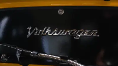 Volkswagen Carocha 1966 - 12500 EUR, 40000 km - AUTO.MOTO.pt - 40000km - foto 12 de 17