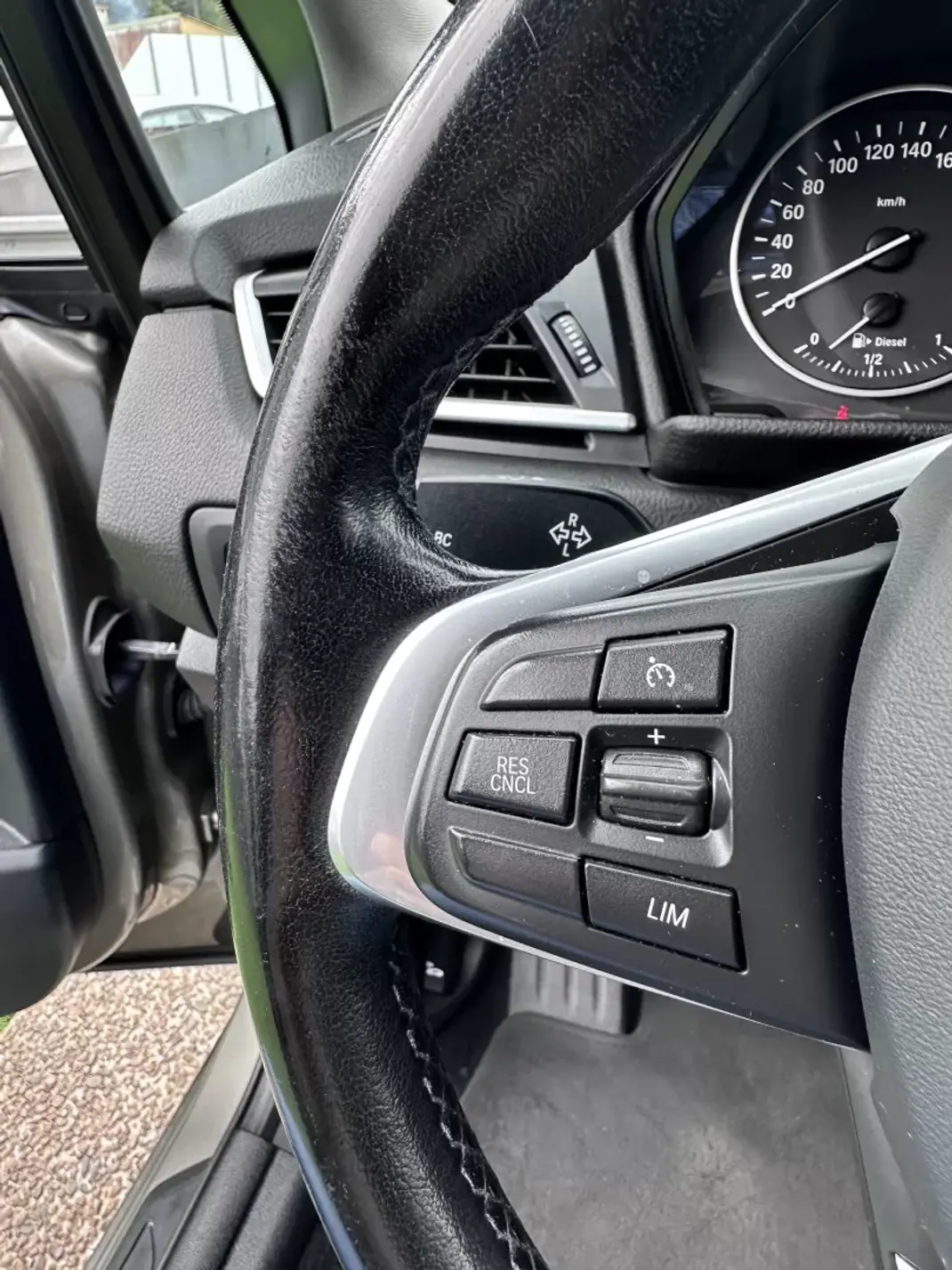 BMW 218 Active Tourer 2016 - 14900 EUR, 190000 km - AUTO.MOTO.pt - 190000km - foto 38 de 58