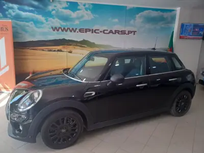 MINI 5 Portas 2019 - 13490 EUR, 199185 km - AUTO.MOTO.pt - 199185km - foto 3 de 34