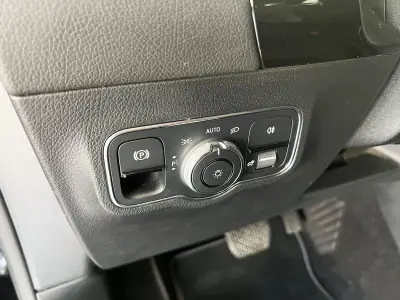Mercedes-Benz GLA 250 2021 - 27600 EUR, 108896 km - AUTO.MOTO.pt - 108896km - foto 18 de 23