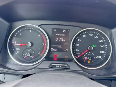 Man 2019 - 22990 EUR, 335000 km - AUTO.MOTO.pt - 335000km - foto 9 de 18