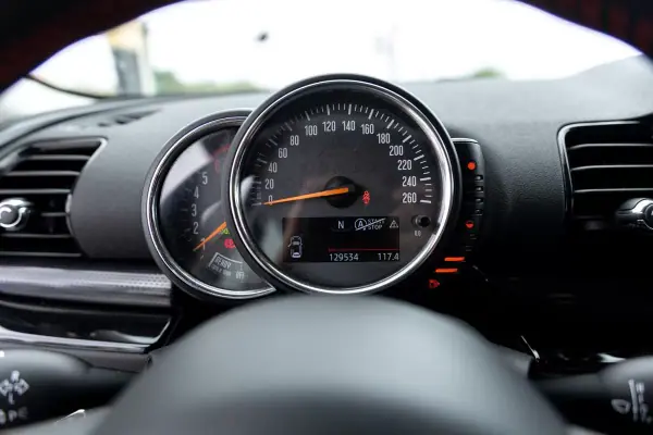 MINI Clubman 2016 - 15490 EUR, 129000 km - AUTO.MOTO.pt - 129000km - foto 10 de 28