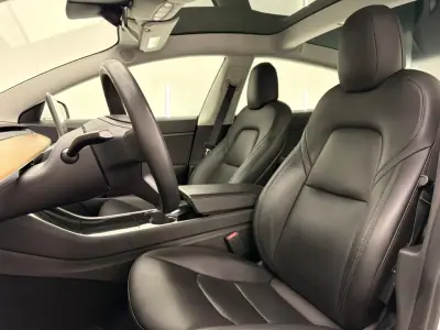 Tesla Model 3 2020 - 19500 EUR, 175000 km - AUTO.MOTO.pt - 175000km - foto 19 de 19