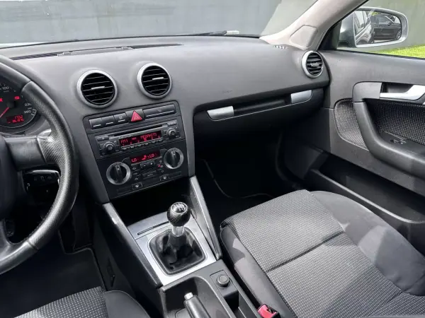 Audi A3 Sportback 2007 - 5900 EUR, 350000 km - AUTO.MOTO.pt - 350000km - foto 34 de 49