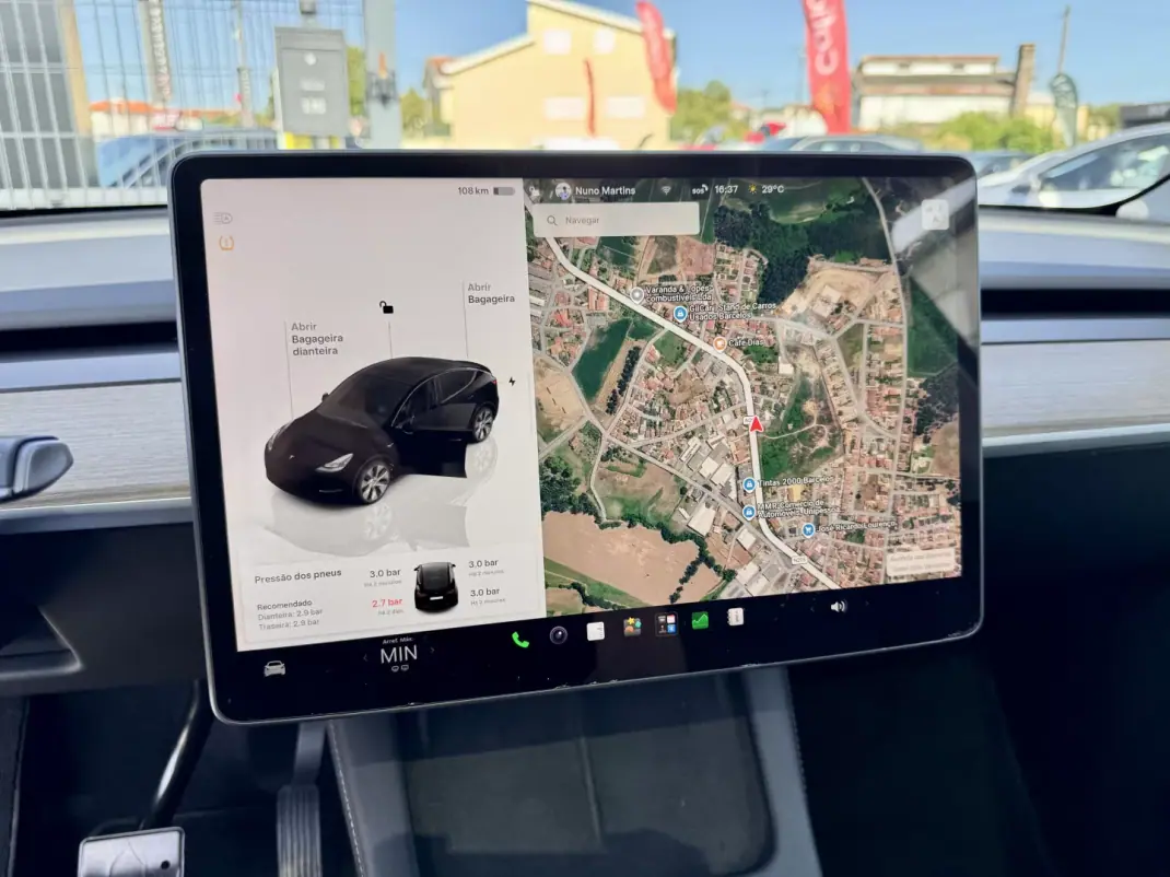 Tesla Model Y 2023 - 32990 EUR, 130000 km - 130000km - foto 13 de 18