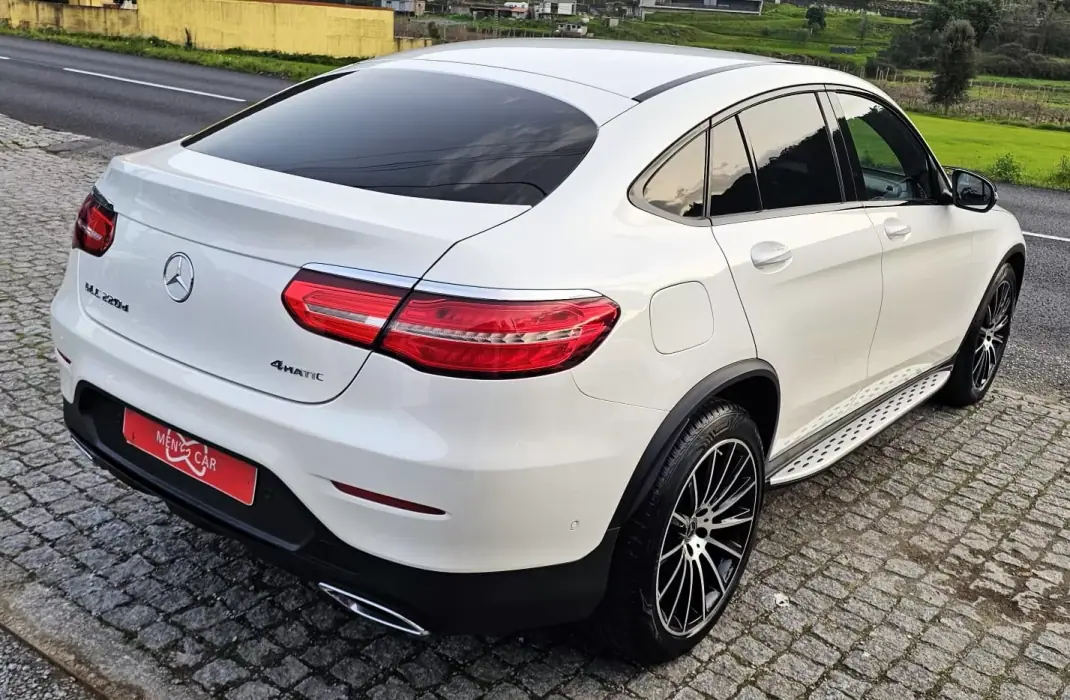 Mercedes-Benz GLC 220 2018 - 44500 EUR, 88000 km - AUTO.MOTO.pt - 88000km - foto 2 de 30