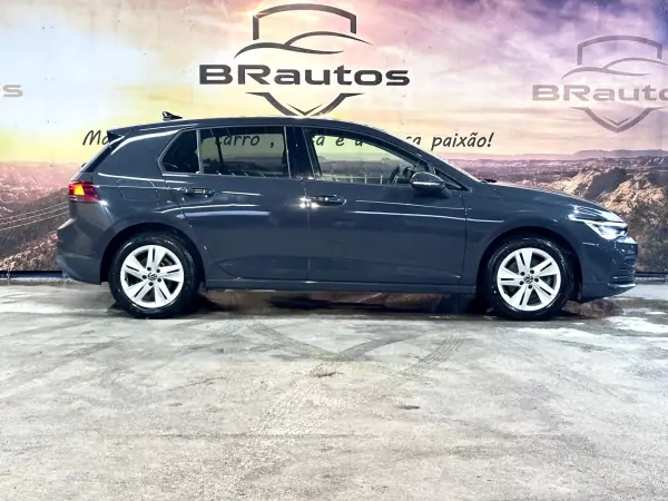 Volkswagen Golf 2022 - 22900 EUR, 66125 km - AUTO.MOTO.pt - 66125km - foto 5 de 29