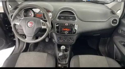 Fiat Punto 2015 - 8250 EUR, 165001 km - 165001km - foto 11 de 16