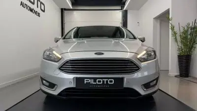 Ford Focus 2018 - 9990 EUR, 168157 km - AUTO.MOTO.pt - 168157km - foto 4 de 33