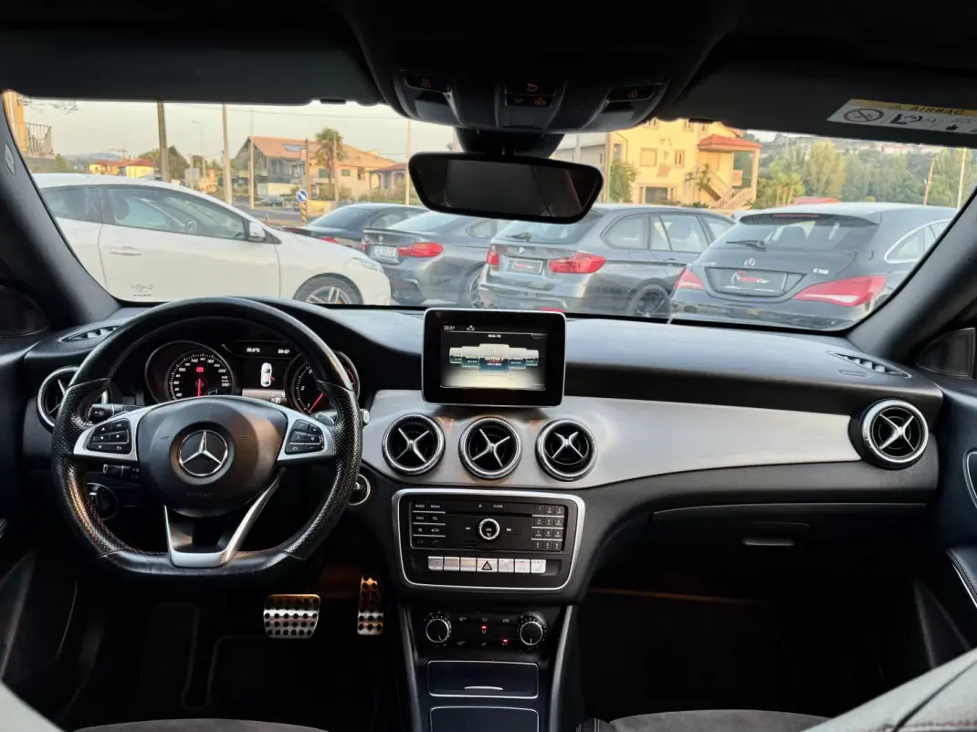 Mercedes-Benz CLA 200 2017 - 21999 EUR, 100000 km - 100000km - foto 5 de 23