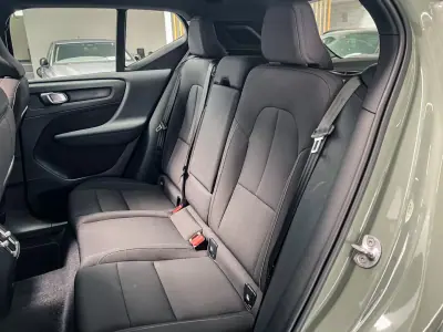 Volvo XC 40 2022 - 26900 EUR, 99000 km - 99000km - foto 10 de 25