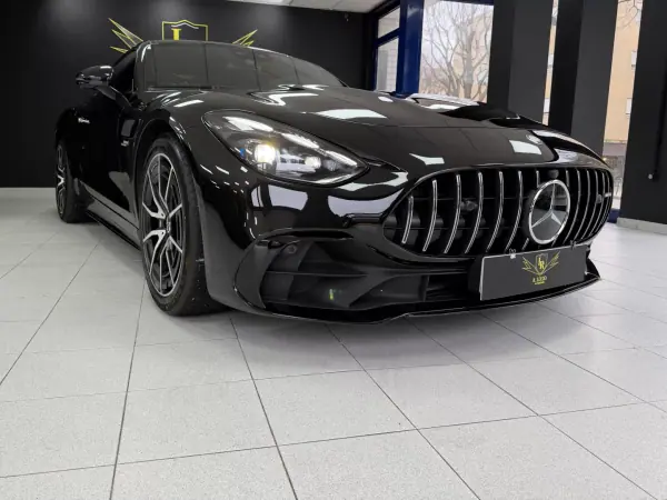 Mercedes-Benz AMG GT 2025 - 140000 EUR, 8886 km - AUTO.MOTO.pt - 8886km - foto 8 de 74