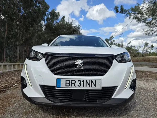 Peugeot 2008 2020 - 14900 EUR, 88064 km - 88064km - foto 2 de 56