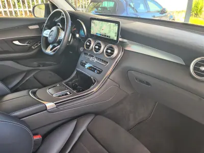 Mercedes-Benz GLC 300 2021 - 46990 EUR, 61000 km - AUTO.MOTO.pt - 61000km - foto 14 de 29