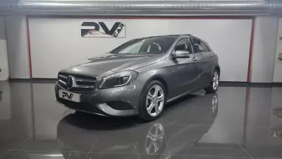 Mercedes-Benz A 180 2014 - 16990 EUR, 111000 km - foto 1 de 23