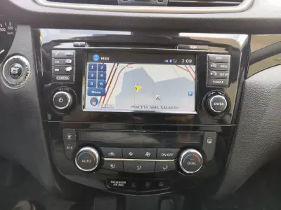 Nissan Qashqai 2014 - 13980 EUR, 212500 km - AUTO.MOTO.pt - 212500km - foto 37 de 46