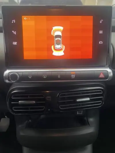 Citroën C4 Cactus 2018 - 13990 EUR, 131000 km - AUTO.MOTO.pt - 131000km - foto 17 de 19