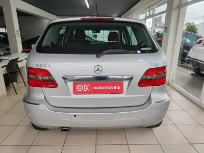 Mercedes-Benz B 200 2006 - 8250 EUR, 190000 km - AUTO.MOTO.pt - 190000km - foto 9 de 34