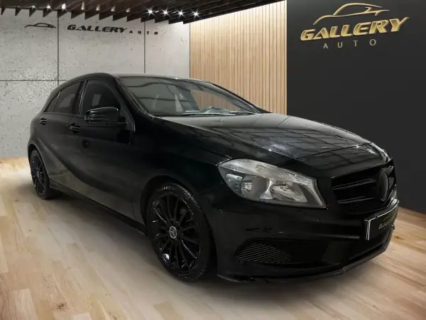 Mercedes-Benz A 180 2013 - 11800 EUR, 331000 km - AUTO.MOTO.pt - 331000km - foto 2 de 18