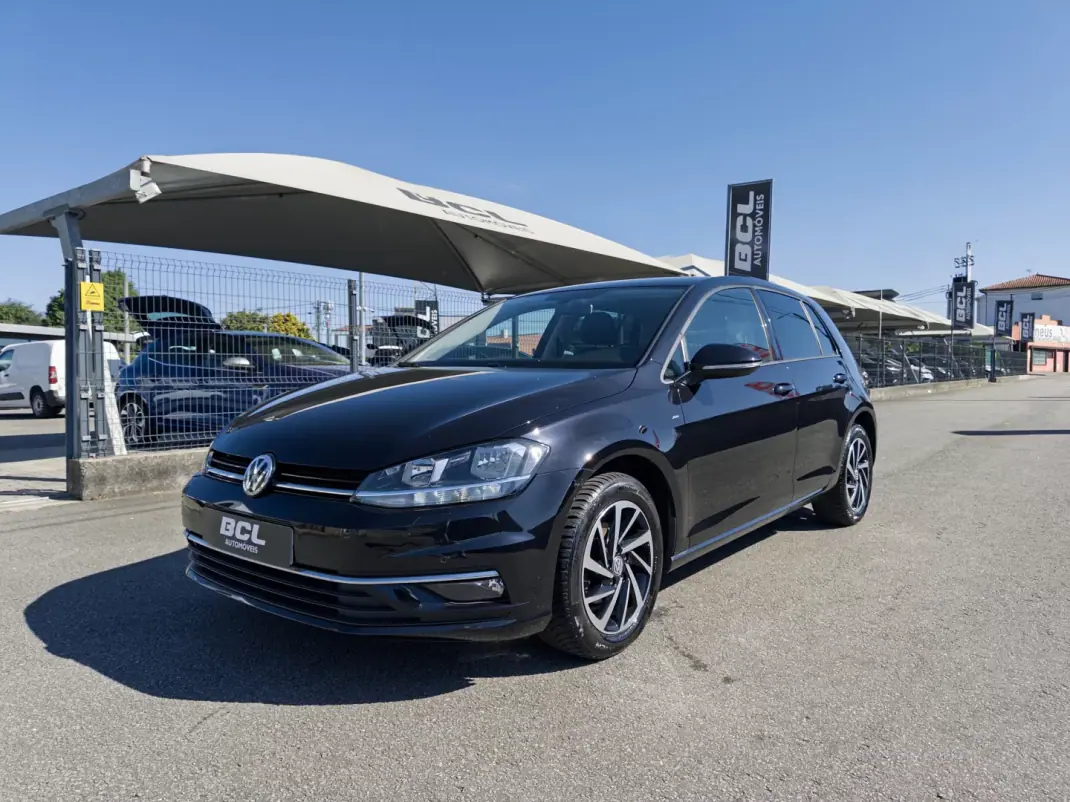 Volkswagen Golf 2018 - 14990 EUR, 105000 km - 105000km - foto 3 de 43