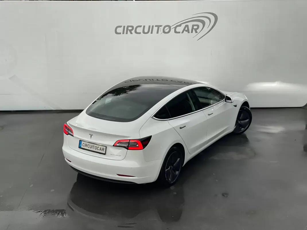 Tesla Model 3 2020 - 25995 EUR, 80043 km - AUTO.MOTO.pt - 80043km - foto 9 de 43