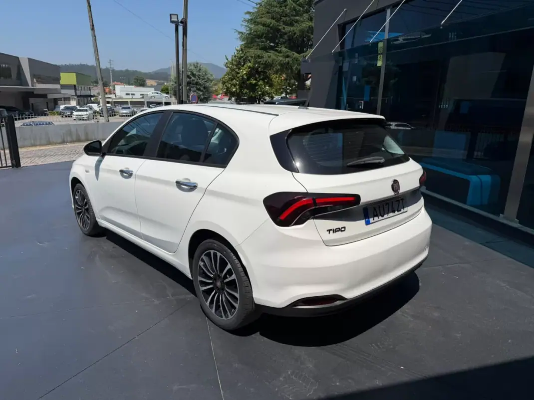 Fiat Tipo 2022 - 15300 EUR, 64000 km - 64000km - foto 6 de 12