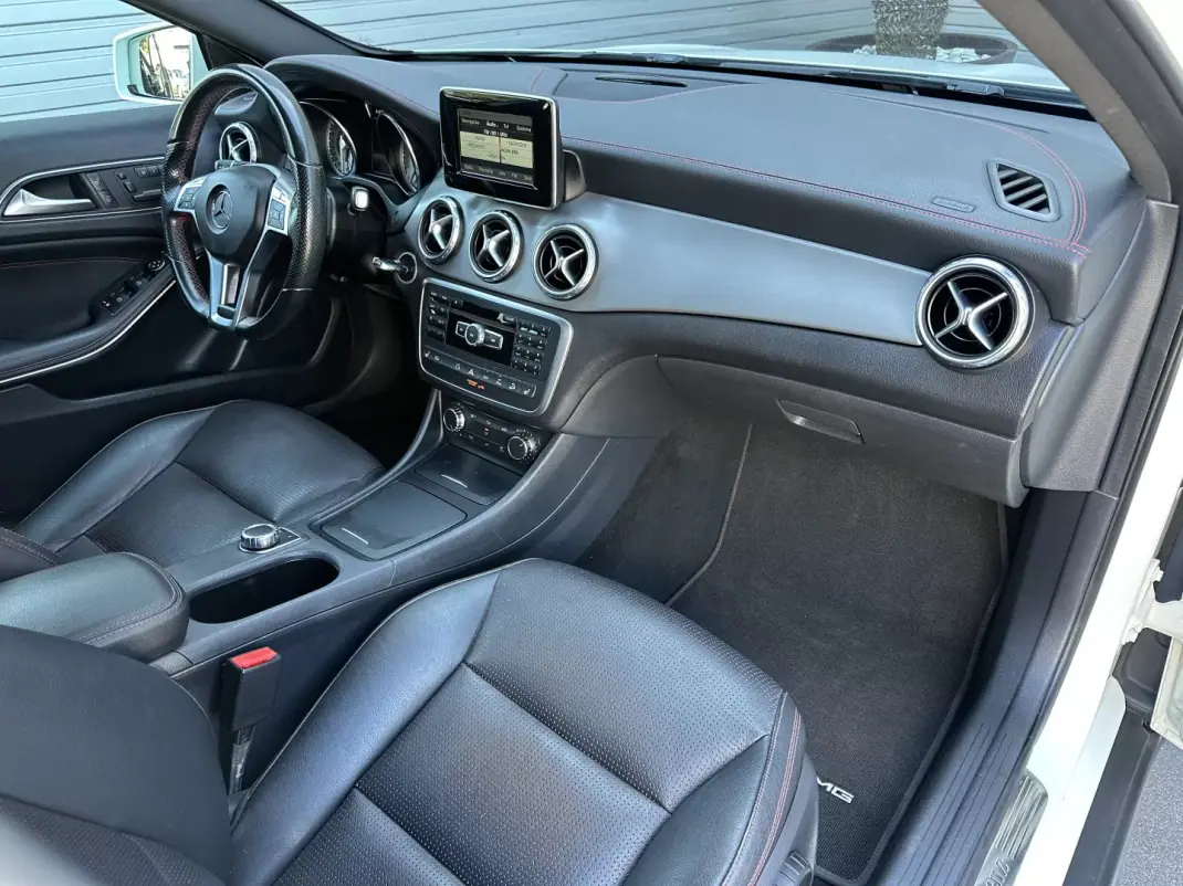 Mercedes-Benz GLA 220 2014 - 17900 EUR, 160000 km - 160000km - foto 54 de 64