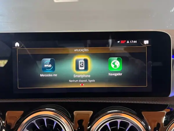 Mercedes-Benz A 180 2018 - 21490 EUR, 143319 km - AUTO.MOTO.pt - 143319km - foto 2 de 24