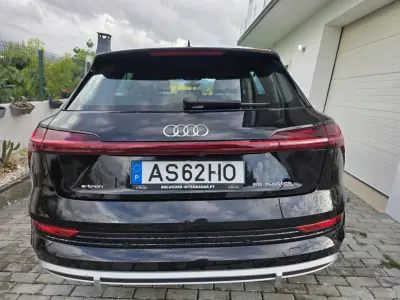 Audi e-tron 2022 - 31750 EUR, 115000 km - AUTO.MOTO.pt - 115000km - foto 31 de 73