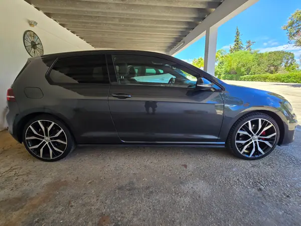 Volkswagen Golf 2014 - 14750 EUR, 262000 km - 262000km - foto 6 de 13