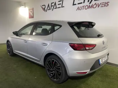 SEAT Leon 2013 - 8500 EUR, 258000 km - AUTO.MOTO.pt - 258000km - foto 5 de 27