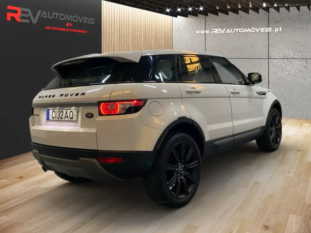 Land Rover Range Rover Evoque 2013 - 17950 EUR, 235847 km - 235847km - foto 3 de 20