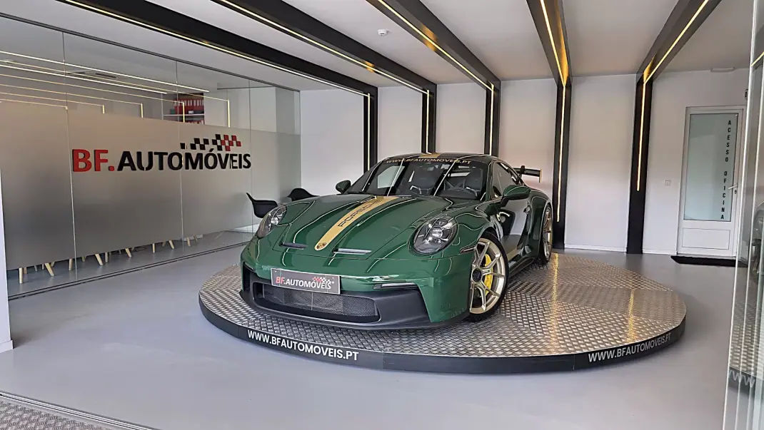 Porsche 992 2021 - 235000 EUR, 15666 km - AUTO.MOTO.pt - 15666km - foto 11 de 61