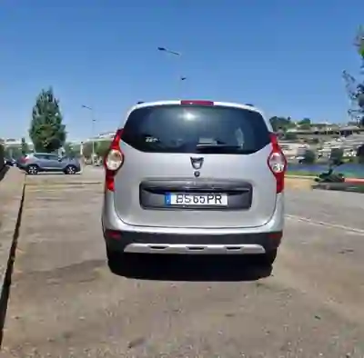 Dacia Lodgy 2017 - 10000 EUR, 44500 km - AUTO.MOTO.pt - 44500km - foto 5 de 18