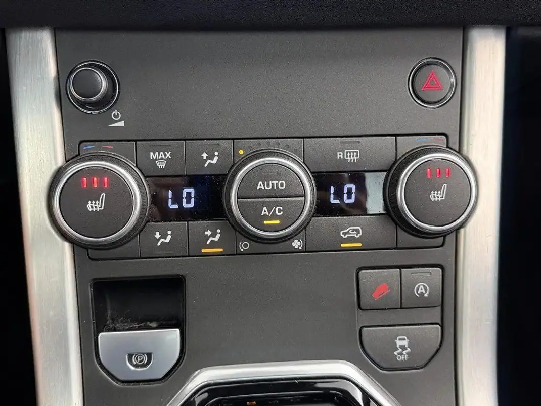Land Rover Range Rover Evoque 2017 - 22900 EUR, 73200 km - 73200km - foto 11 de 14
