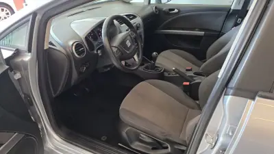 SEAT Leon 2011 - 8900 EUR, 188295 km - AUTO.MOTO.pt - 188295km - foto 6 de 52