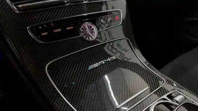 Mercedes-Benz C 63 AMG 2016 - 77990 EUR, 60883 km - AUTO.MOTO.pt - 60883km - foto 30 de 37