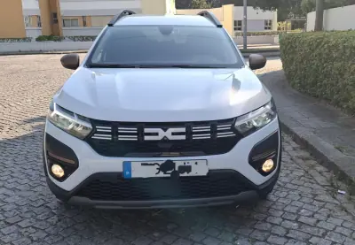 Dacia Jogger 2024 - 21500 EUR, 98000 km - AUTO.MOTO.pt - 98000km - foto 11 de 12