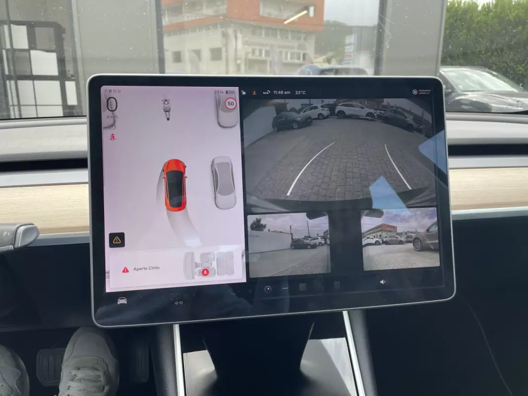Tesla Model 3 2019 - 22995 EUR, 126801 km - AUTO.MOTO.pt - 126801km - foto 30 de 40