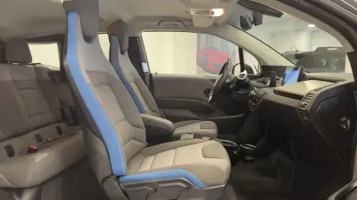 BMW i3 2021 - 22990 EUR, 23272 km - AUTO.MOTO.pt - 23272km - foto 23 de 42