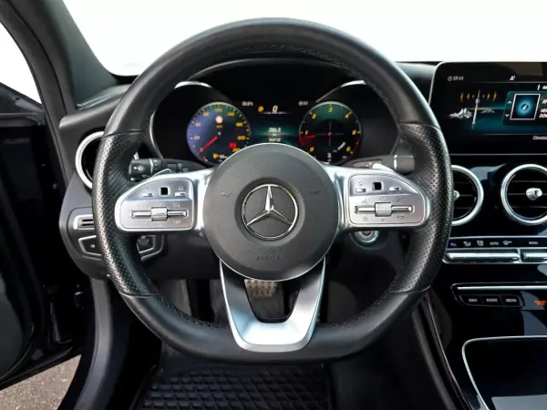 Mercedes-Benz C 220 2020 - 29750 EUR, 96900 km - AUTO.MOTO.pt - 96900km - foto 16 de 36