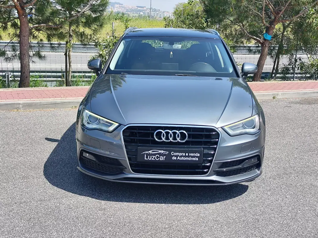 Audi A3 Sportback 2016 - 16980 EUR, 199550 km - AUTO.MOTO.pt - 199550km - foto 3 de 39