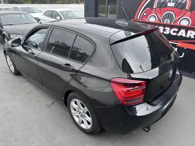 BMW 116 2013 - 10900 EUR, 220000 km - AUTO.MOTO.pt - 220000km - foto 13 de 31