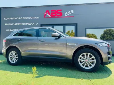 Jaguar F-Pace 2017 - 24999 EUR, 78000 km - AUTO.MOTO.pt - 78000km - foto 13 de 32