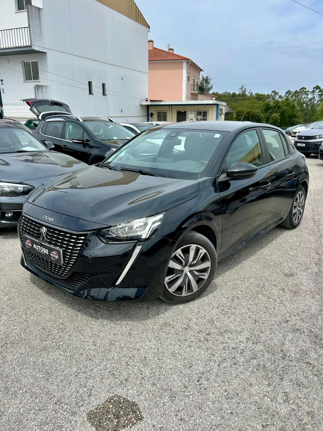 Peugeot 208 2020 - 12500 EUR, 67052 km - AUTO.MOTO.pt - 67052km - foto 1 de 10