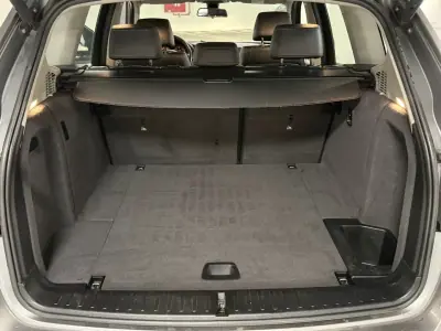 BMW X3 2015 - 15000 EUR, 316000 km - AUTO.MOTO.pt - 316000km - foto 8 de 9