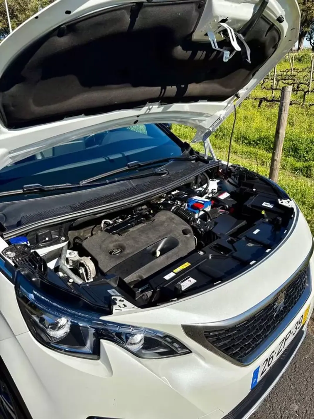 Peugeot 5008 2019 - 26500 EUR, 76030 km - AUTO.MOTO.pt - 76030km - foto 30 de 31