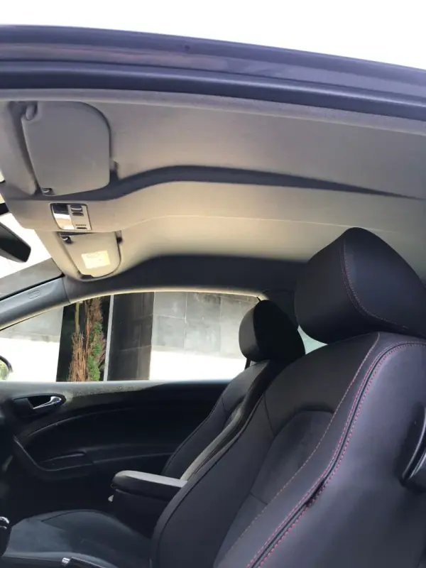 SEAT Ibiza 2016 - 10750 EUR, 142000 km - AUTO.MOTO.pt - 142000km - foto 22 de 33